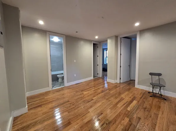 2501 Newkirk Avenue image 1 of 7