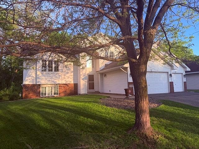 1st image of 9487 Winslow Chase N