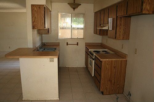 2nd image of 9031 W Elm St Unit 4
