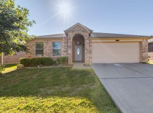 8328 Storm Chaser Dr, Fort Worth, TX 76131