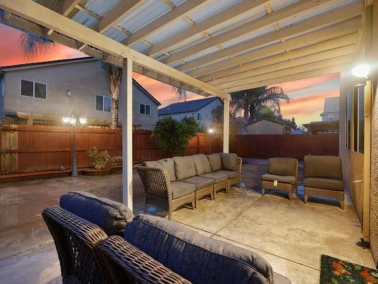 2090 Wisteria Pl — Photo 52