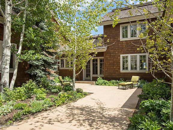 3rd image of 2714 N Teton Pines Dr