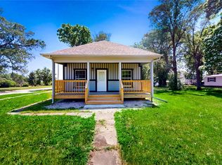416 D Main St E, Dallas, IA 50062
