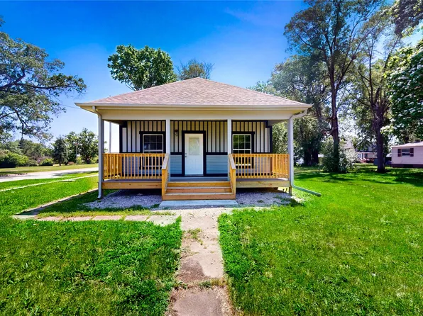 416 D Main St E, Dallas, IA 50062