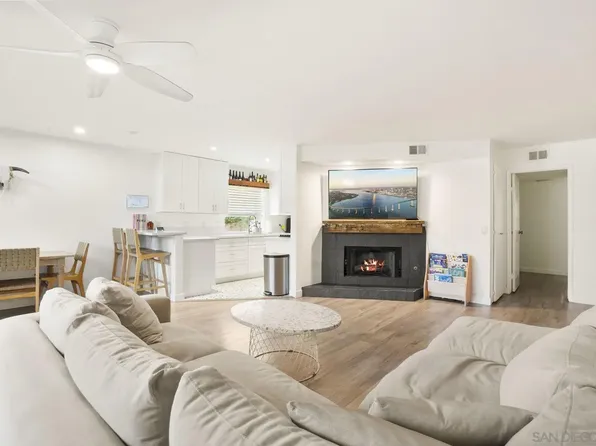 3023 Barnard St Unit 2, San Diego, CA 92110