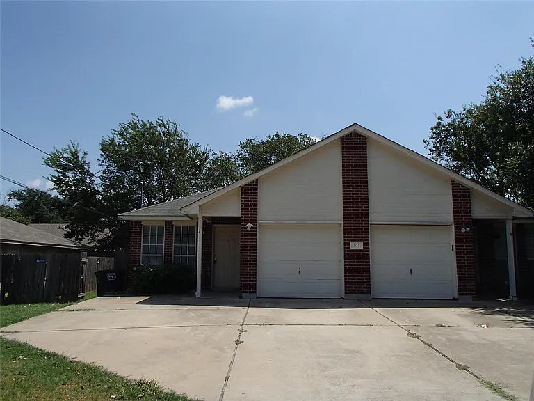 304 Tamara Dr #A — Photo 1