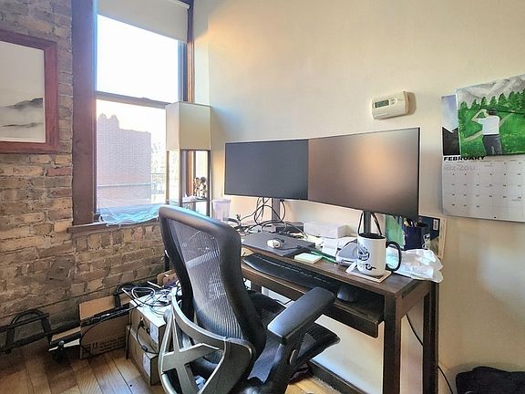 5th image of 1050 W Dickens Ave #11