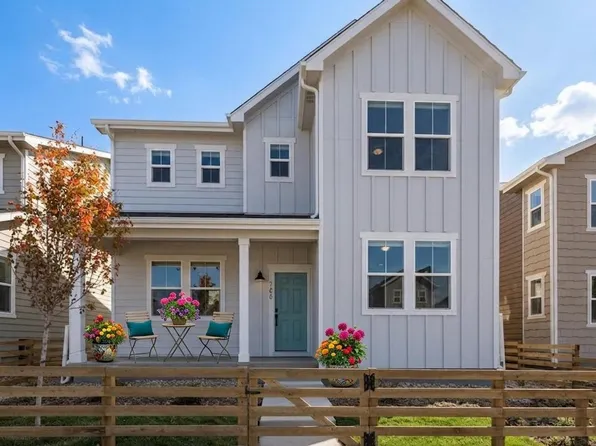 765 Nob Hill Ln, Fort Collins, CO 80524