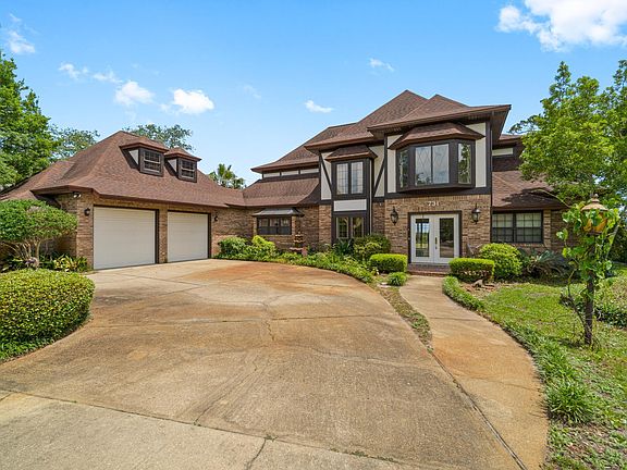3rd image of 731 Forest Shores Dr