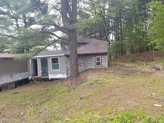 3rd image of 152 Stonehill Ln