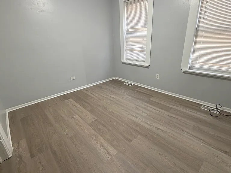 1901 S Ruble St #2R — Photo 5