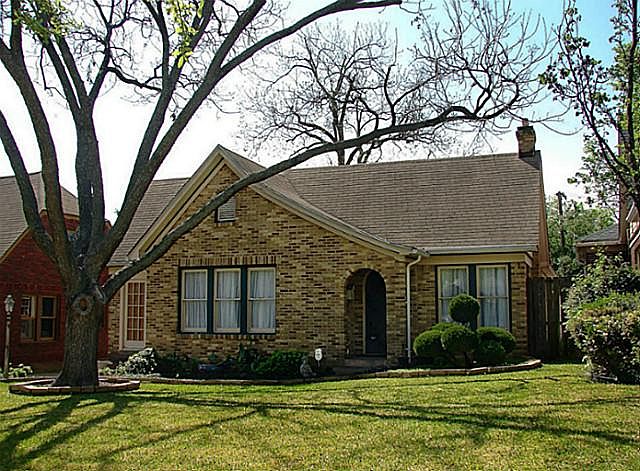 1st image of 926 Stewart Dr