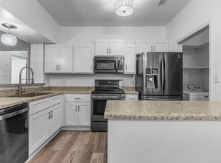 6011 Winterpointe Ln APT 101, Raleigh, NC 27606