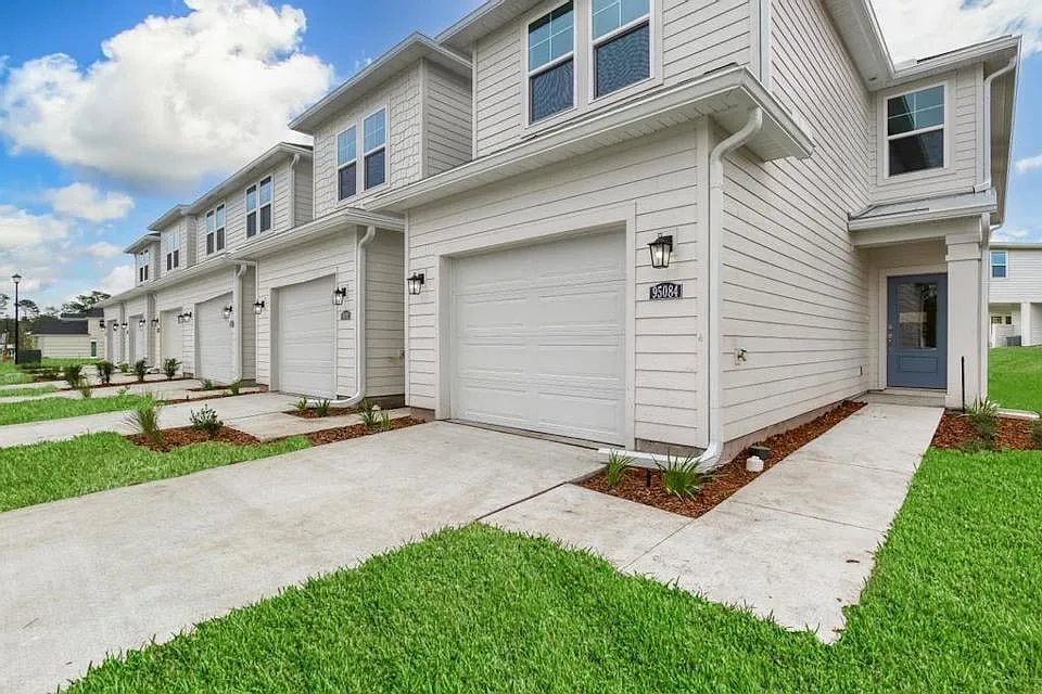 Katherine St, Fernandina Beach — Photo 2