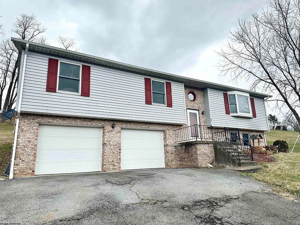 1st image of 63 Hawks Nest Ln