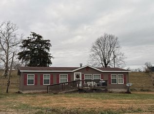 27 Charlie Brown Rd, Paint Lick, KY 40461
