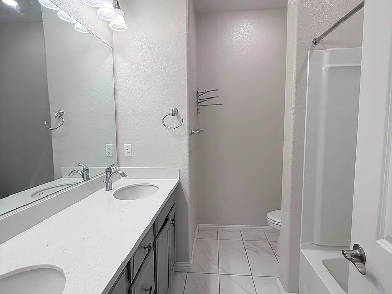 6614 Vibrant Loop — Photo 13
