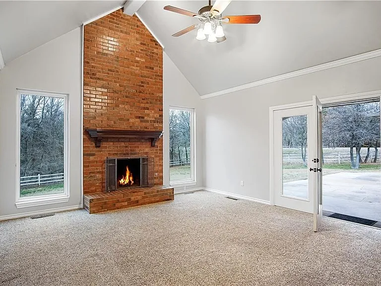 9417 Forest Dale Dr — Photo 9
