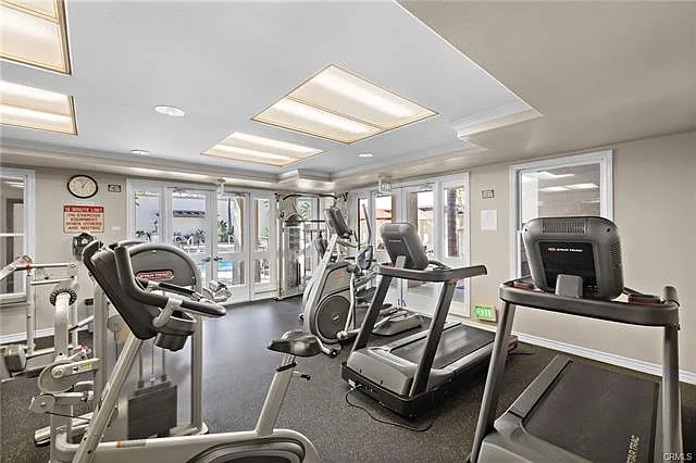 1 bed, 959 sqft, $2,965 — Photo 3