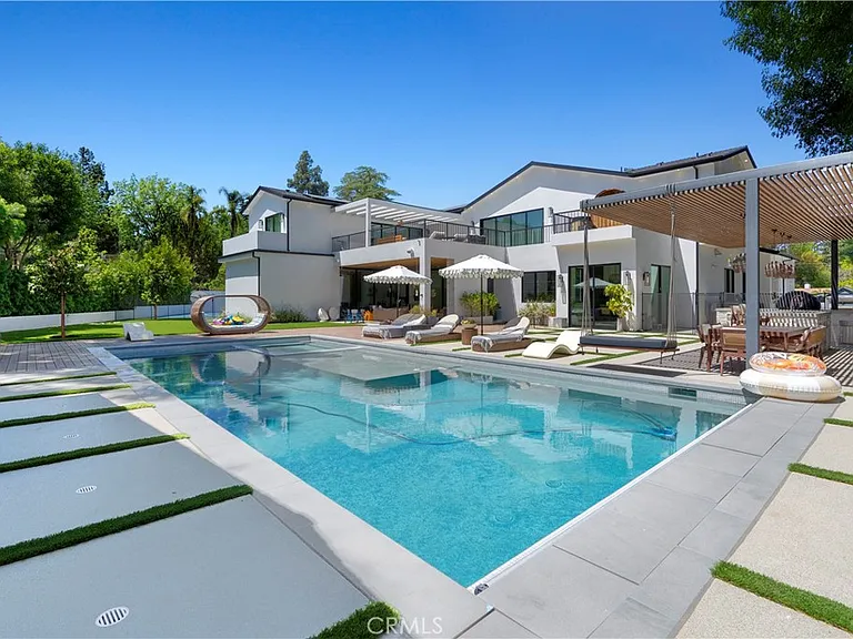 5050 Arundel Dr — Photo 28