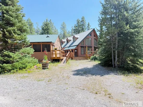 4246 Clark Ln, Island Park, ID 83429