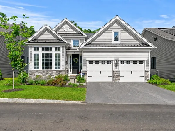 59 Juniper Ln #59, Tyngsboro, MA 01879