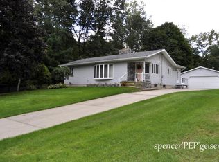 935 Park St, Belding, MI 48809