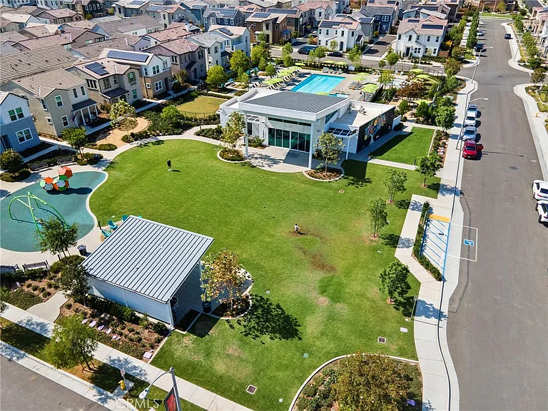 3959 Lavine Way — Photo 40