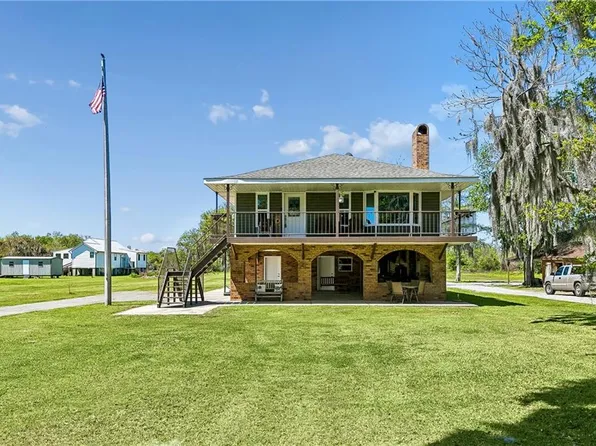 9552 Barataria Blvd, Marrero, LA 70072