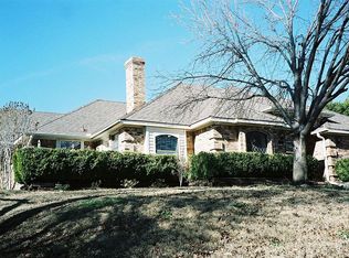 725 Sleepy Hollow Dr, Cedar Hill, TX 75104