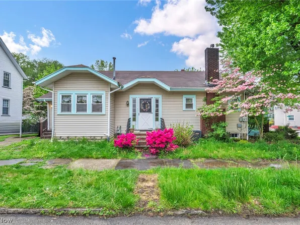 697 Franklin Ave, Salem, OH 44460