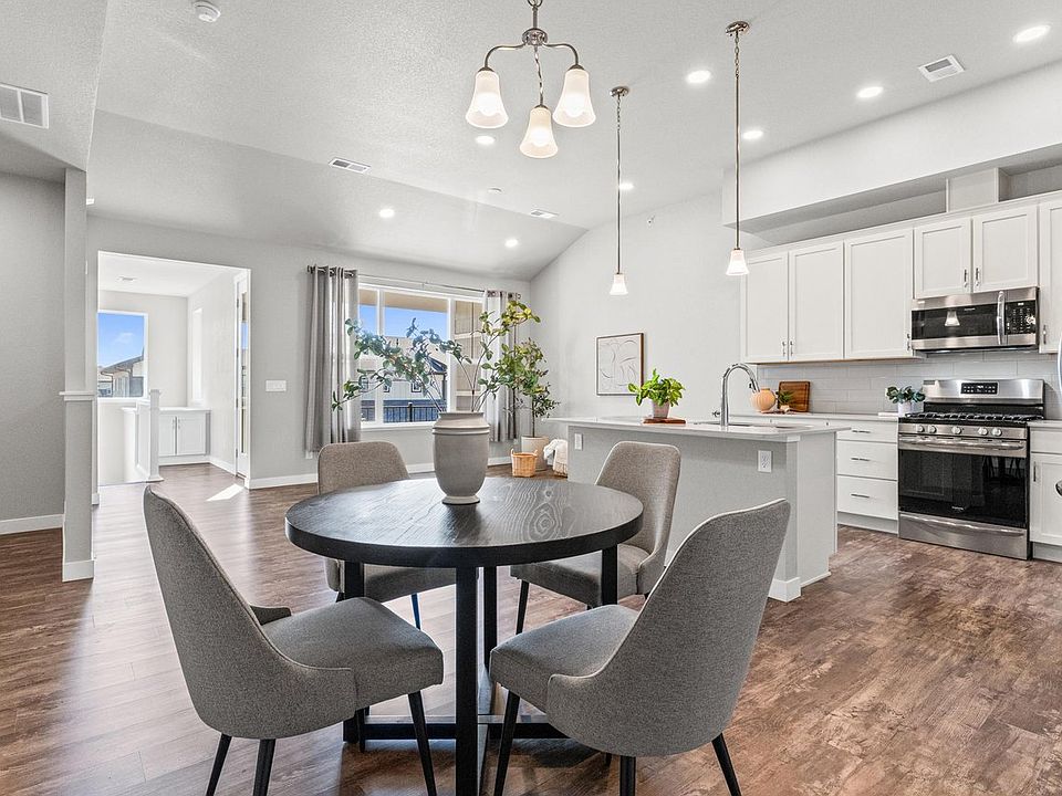 1st image of 4115 North Park Dr #202