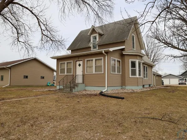 305 N Ames St, Marcus, IA 51035