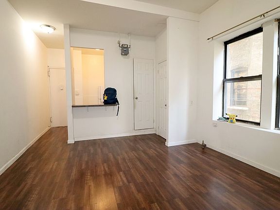 3rd image of 324-326 19th St #D