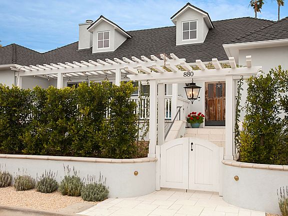 3rd image of 880 San Antonio Pl