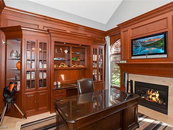 3rd image of 4870 Snow Blossom Ln