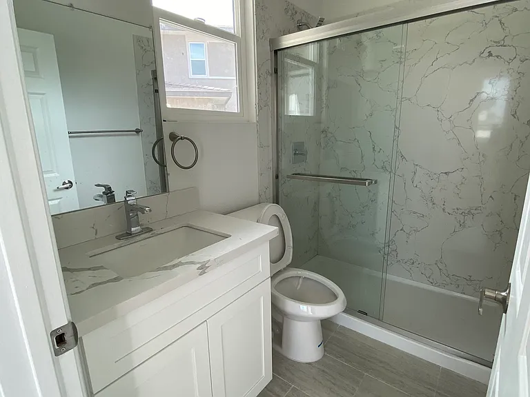 36 E Stefano Ave #40 — Photo 3