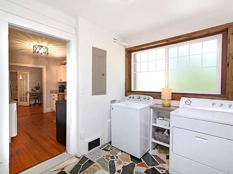 975 Wait Ave — Photo 2