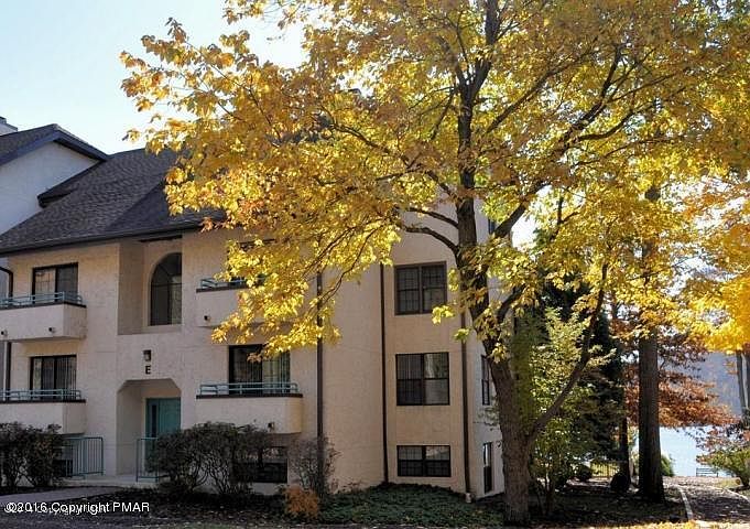 1st image of 33 Midlake Dr
