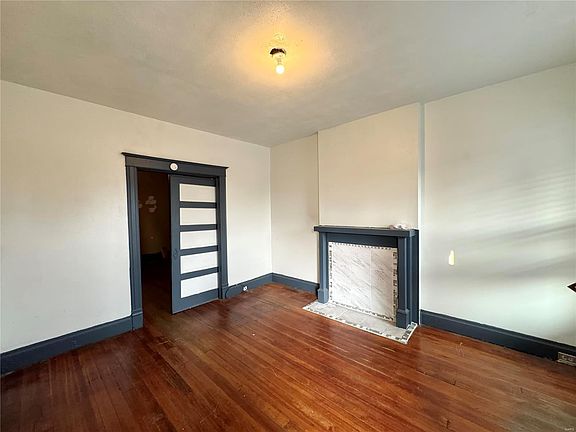 3rd image of 4363 Gibson Ave