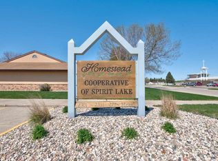 2301 27th St, Spirit Lake, IA 51360