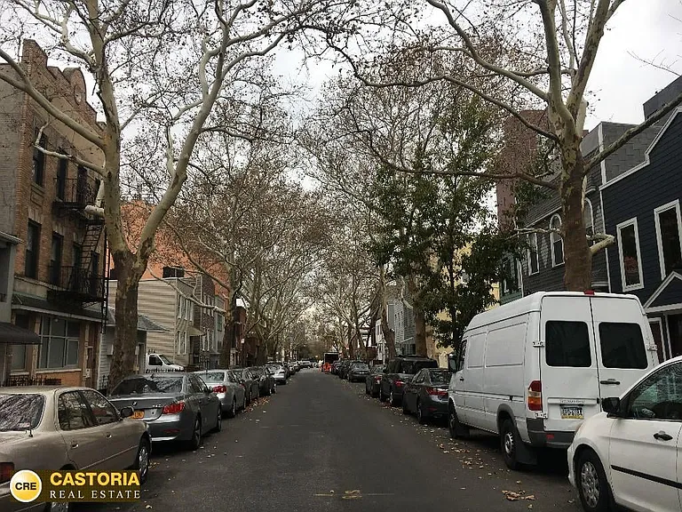 231 Frost St #2R — Photo 6