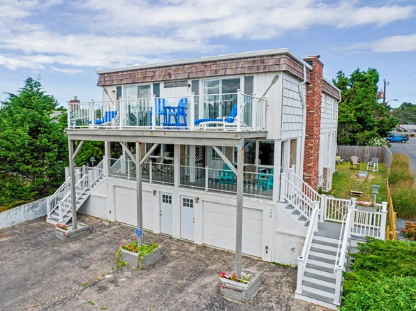 102 Old Wharf Road, Dennis, MA 02638