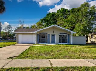 2436 Northland Rd, Mount Dora, FL 32757