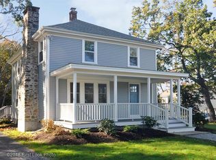 818 Toll Gate Rd, Warwick, RI 02886