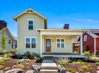 2747 NW High Lakes Loop, Bend, OR 97703