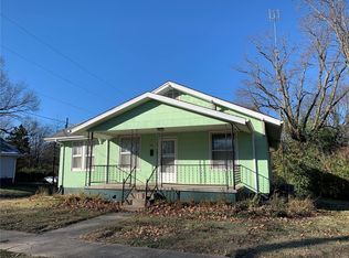 321 S 6th St, Greenville, IL