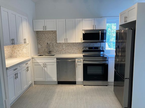 2nd image of 1211 South St #3