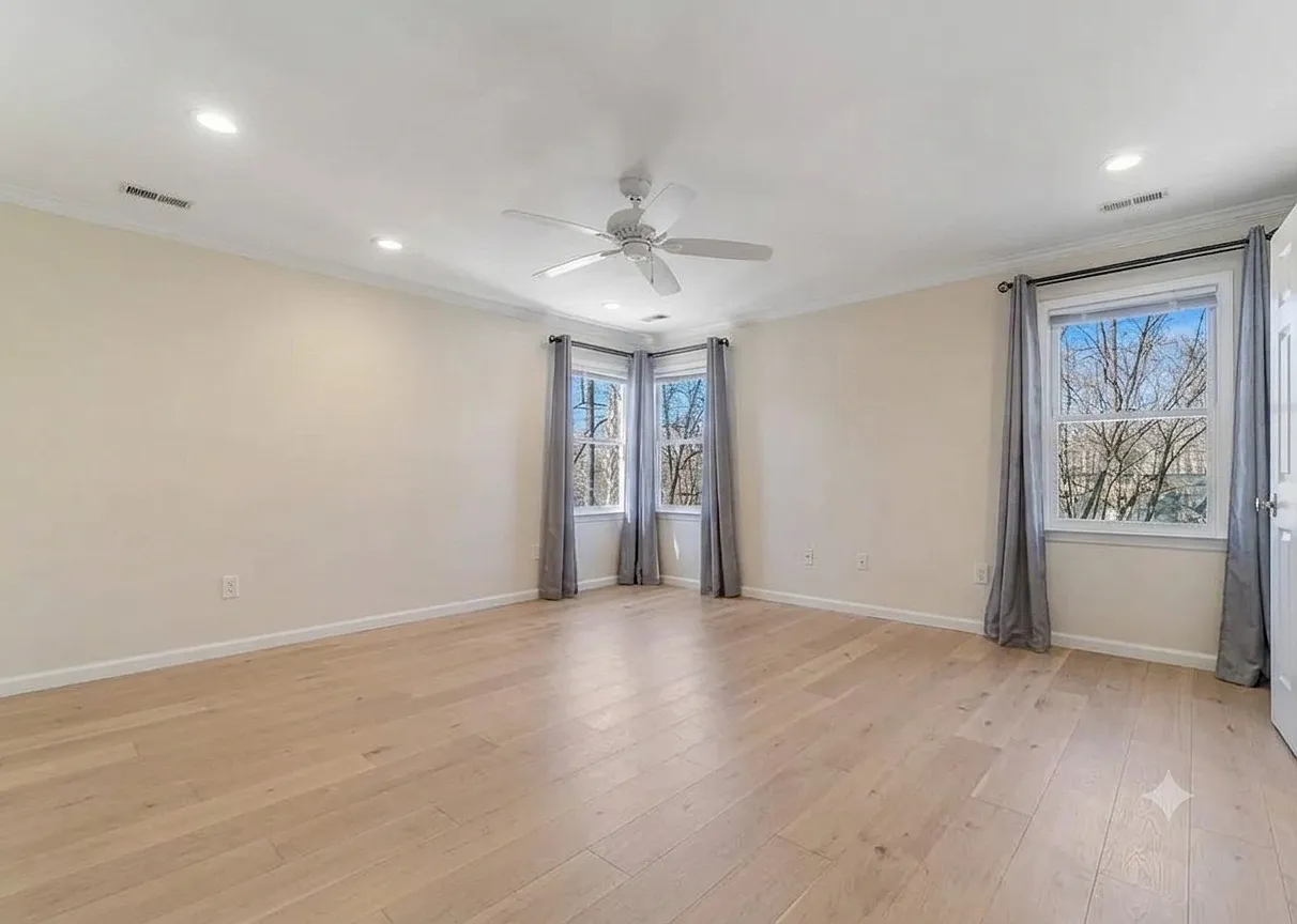 1 bed, 1000 sqft, $1,000 — Photo 3