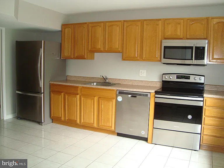 1807 Arwell Ct — Photo 10